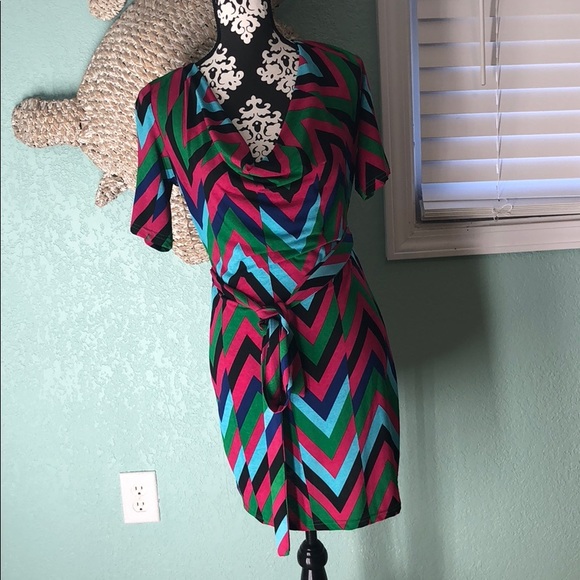 Great chevron dress - Picture 1 of 5